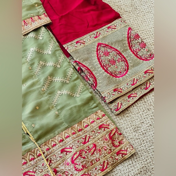 Pakistani Indian party wear dress - Picture 4 of 5